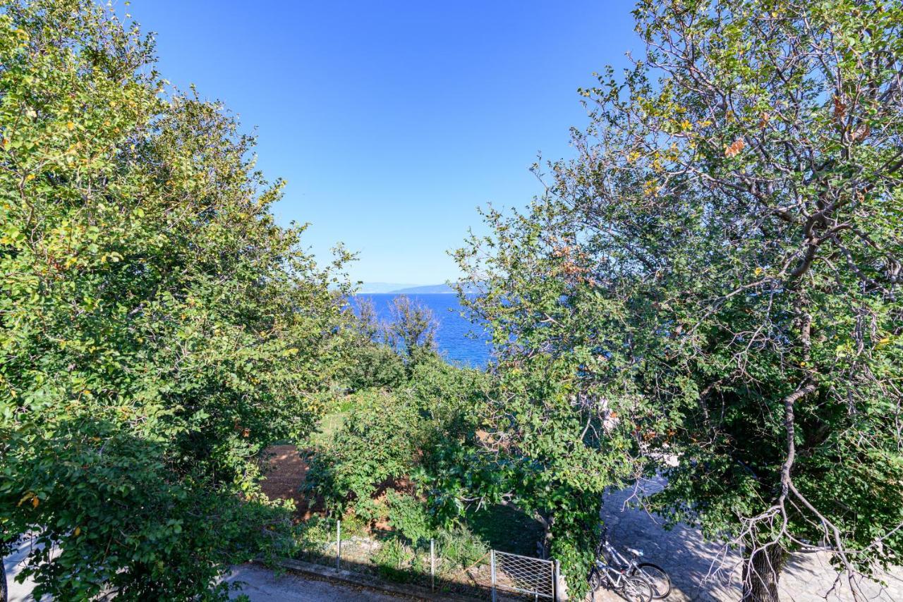 Apartments By The Sea Duga Luka - Prtlog, Labin - 2335 Экстерьер фото